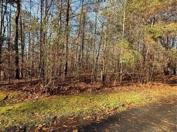 2378 Graceland Dr #19, Powhatan, VA 23139