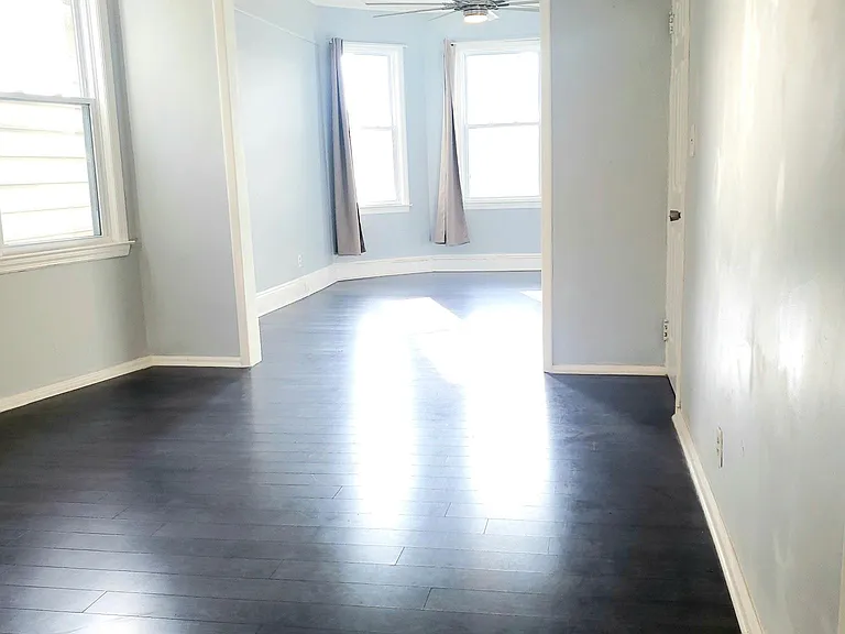 130 Grant Ave — Photo 9