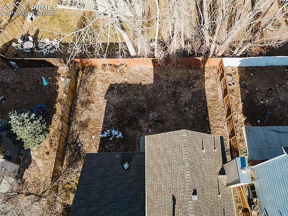 5th image of 4687 Fencer Rd