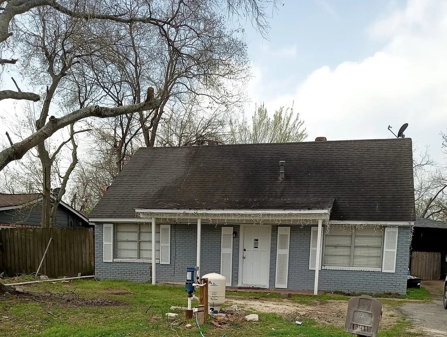 Champaign - 1 — Photo 1