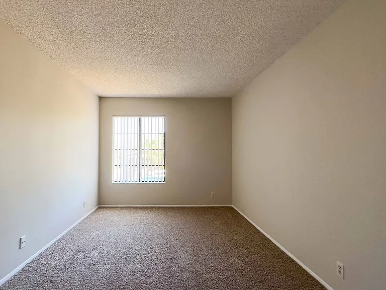 3101 Juniper St — Photo 12