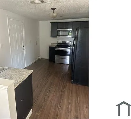 3 bed, $1,600 — Photo 2