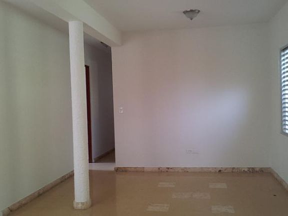 3rd image of 105 Calle San Pablo