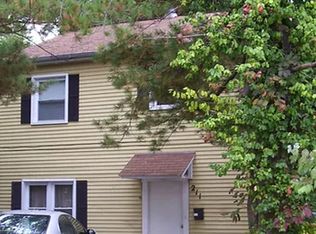 211 S Roosevelt St, Bloomington, IN 47408