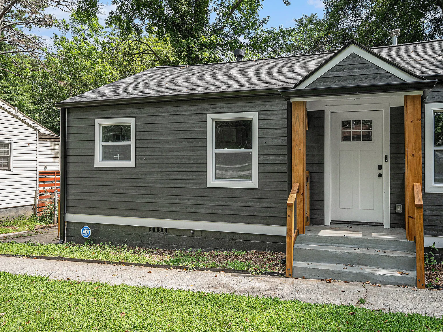 2 bed, 891 sqft, $2,000 — Photo 4