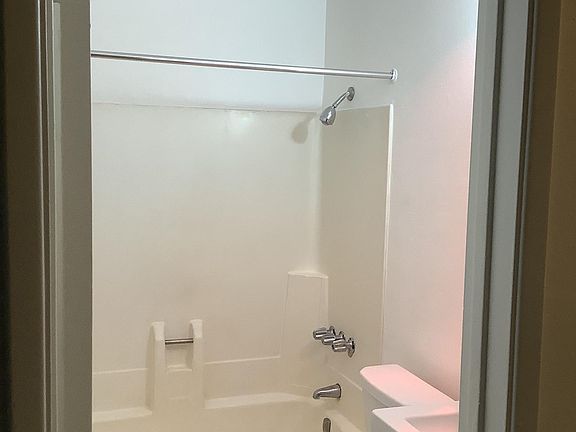 5th image of 1472 Allison Ave #2