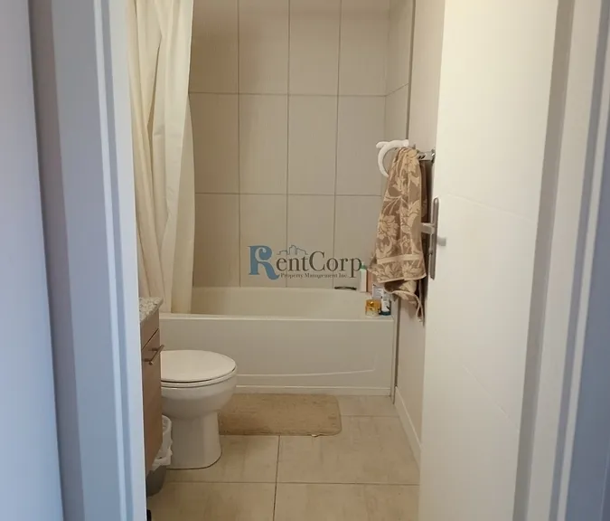 218-338 Albert St #218 — Photo 15
