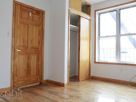 2nd image of 370 Bedford Ave APT 20