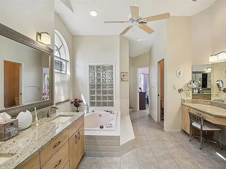 3158 Shoreline Dr — Photo 18