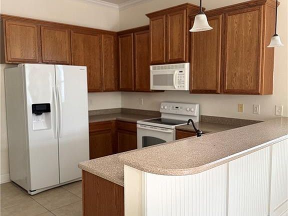 4th image of 600 Coldwater Creek Rd #13-B