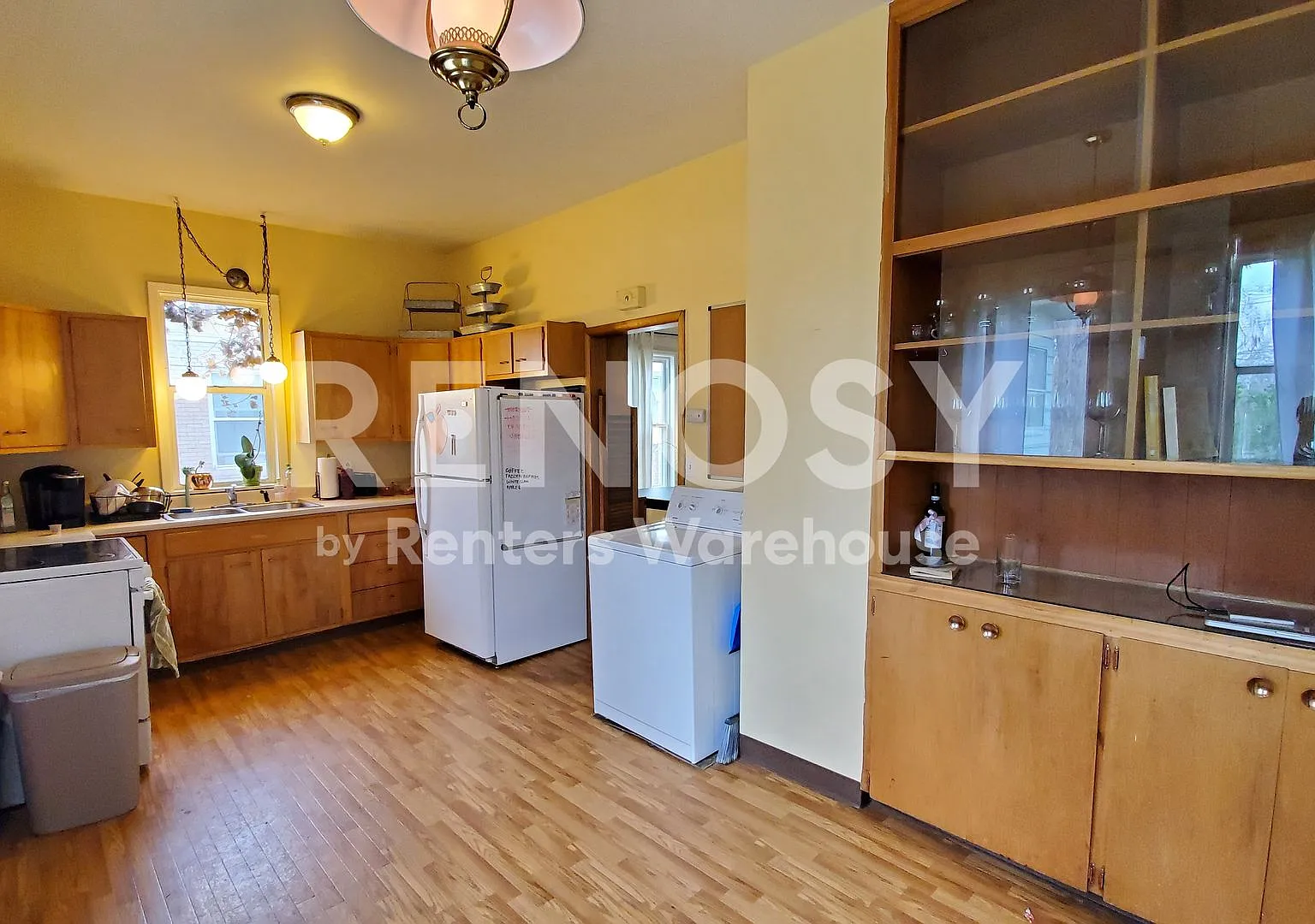Perfect house for Students 3 Bed 2 Bath walking distance to campus — Photo 3