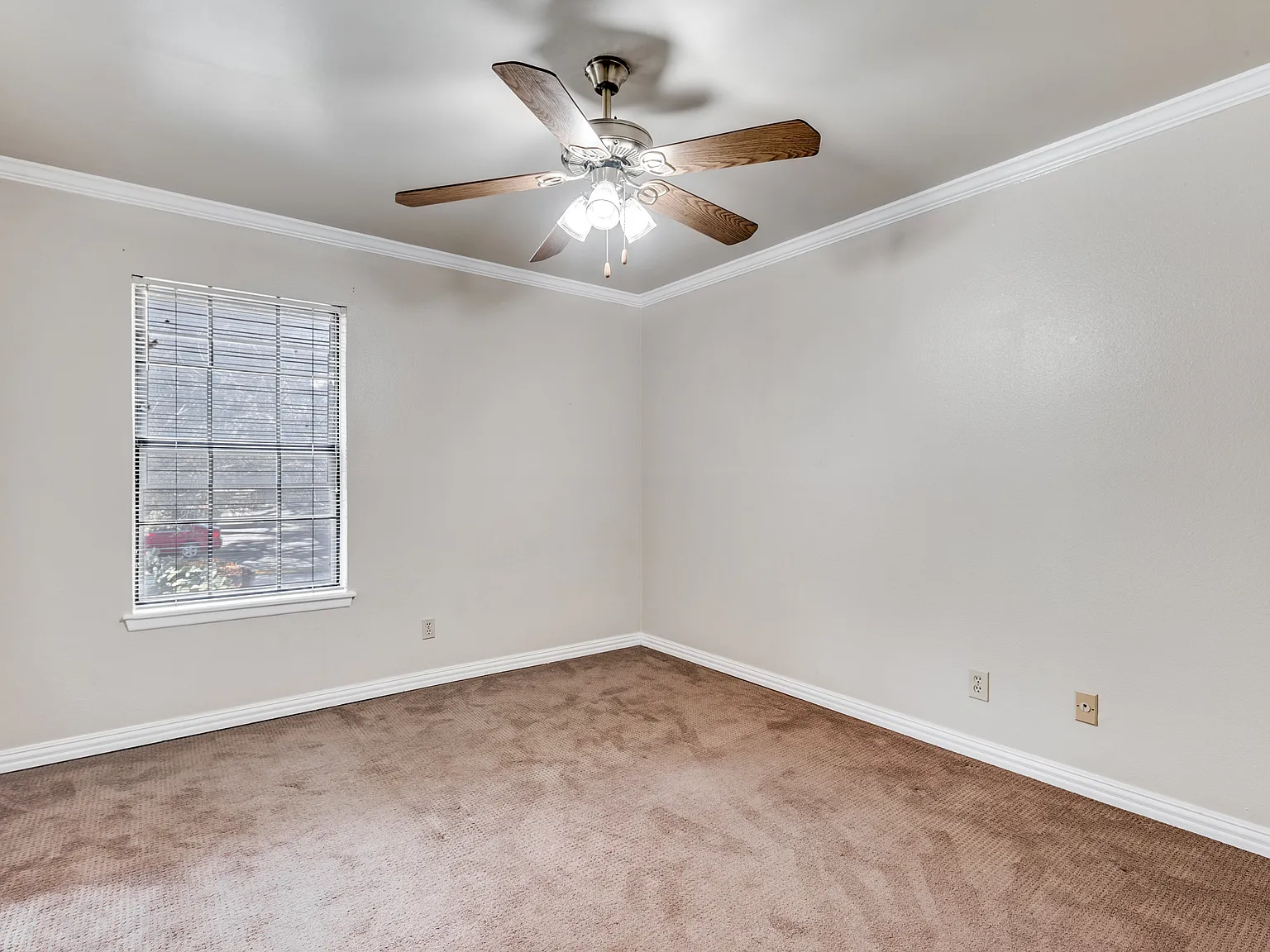 2 bed, 845 sqft, $1,100 — Photo 4