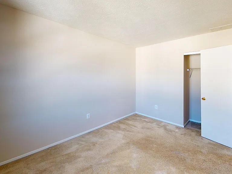 6 Blue Sky Dr — Photo 11
