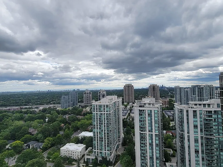 33 Sheppard Ave E #3202 — Photo 18