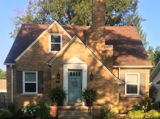 1941 S Walnut St, Springfield, IL 62704