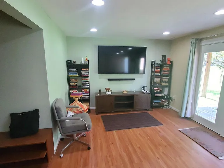 1610 Nordic Hill Cir — Photo 4