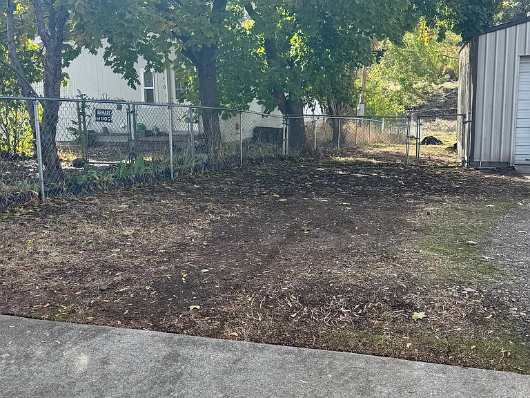 17404 E 6th Ave — Photo 33