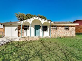 1522 Avenue A, Grand Prairie, TX 75051