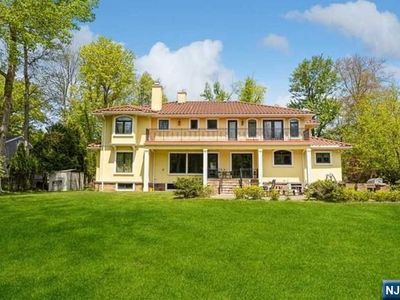 214 Durie Ave, Closter, NJ, 07624