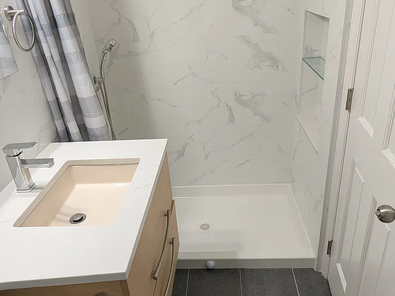 230 W 95th St #46 — Photo 5