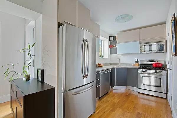 Sold by Compass | media 4