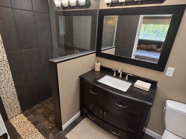 3 bedroom rental in Surrey — photo 13