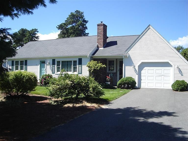 1st image of 51 Camelot Rd