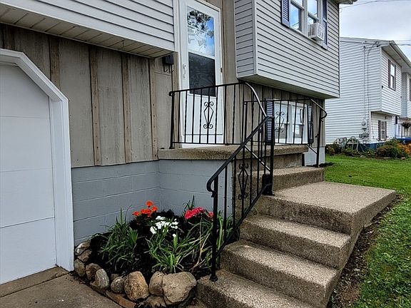 2nd image of 753 E 41st St