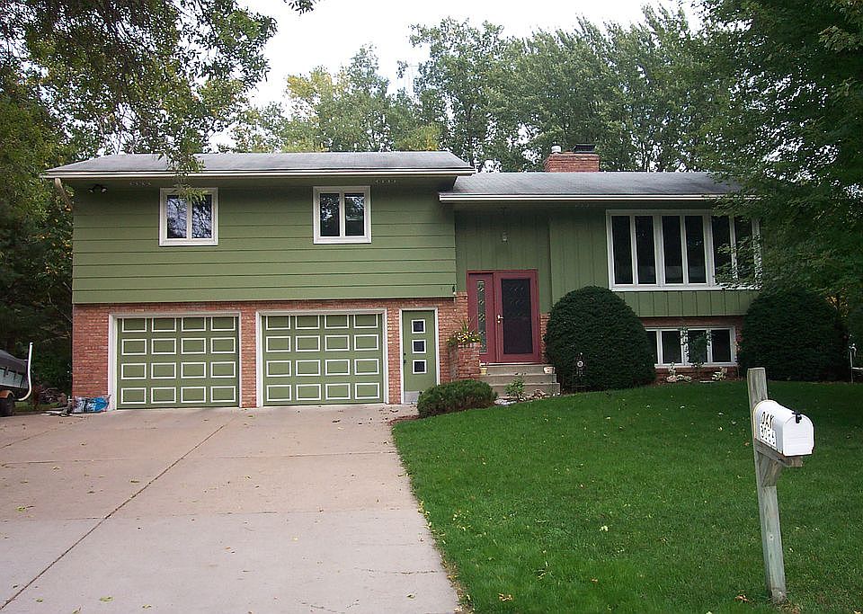 1st image of 3086 Milton St N