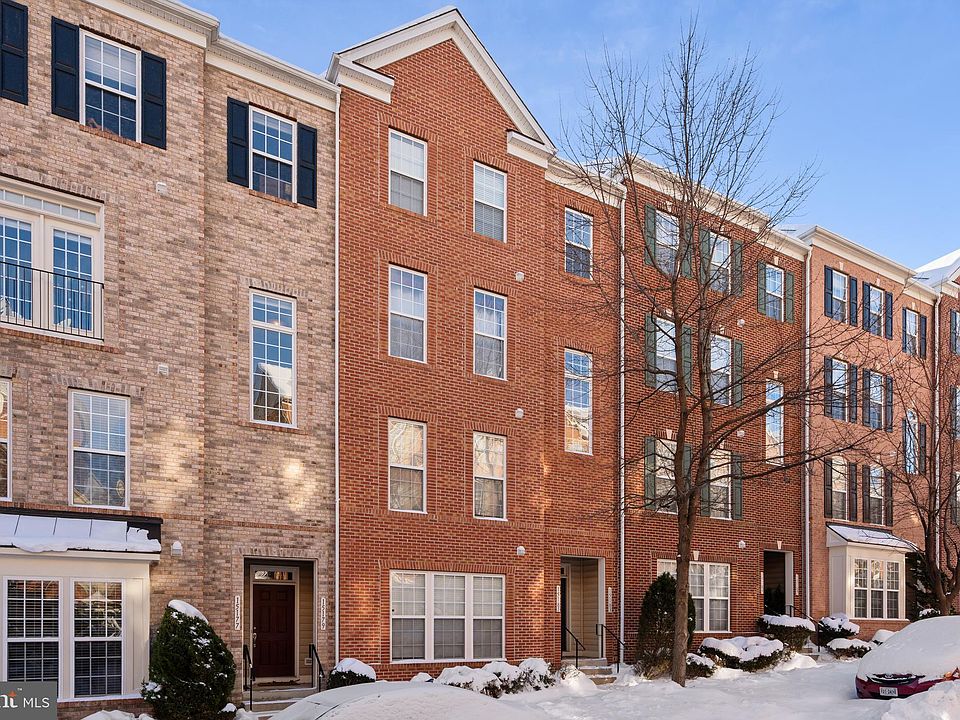 1st image of 15183 Lancashire Dr #353