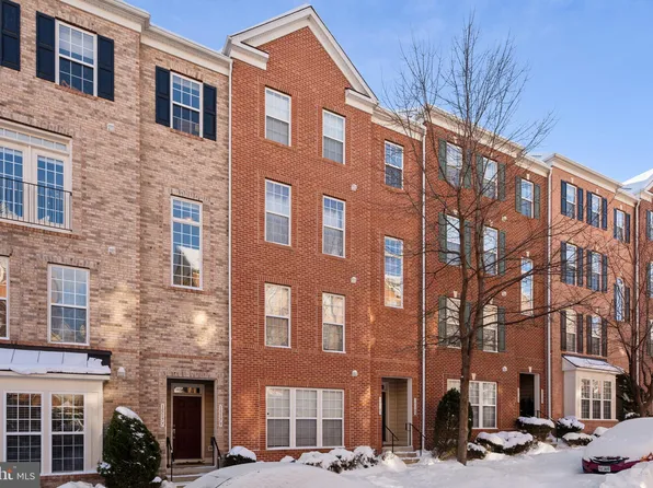 15183 Lancashire Dr #353, Woodbridge, VA 22191
