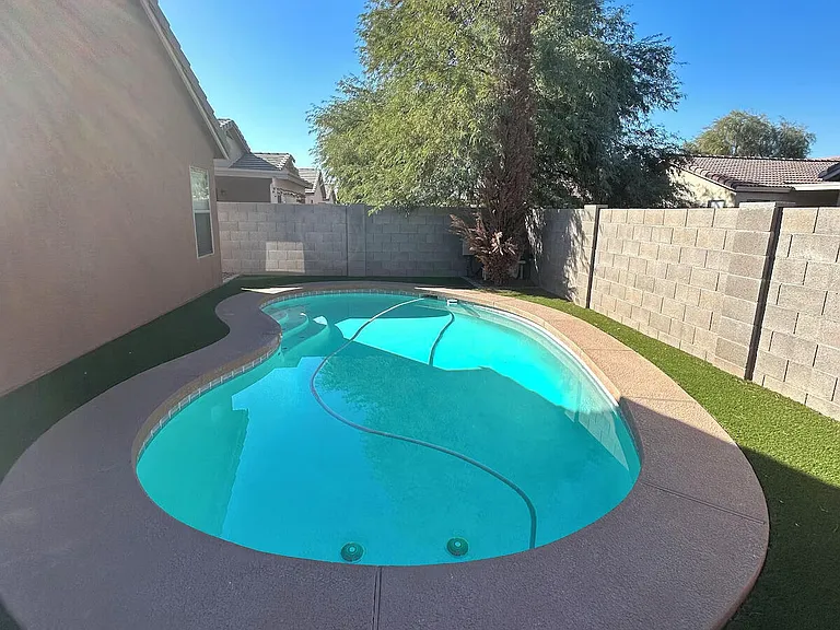 10826 W Wilshire Dr — Photo 20