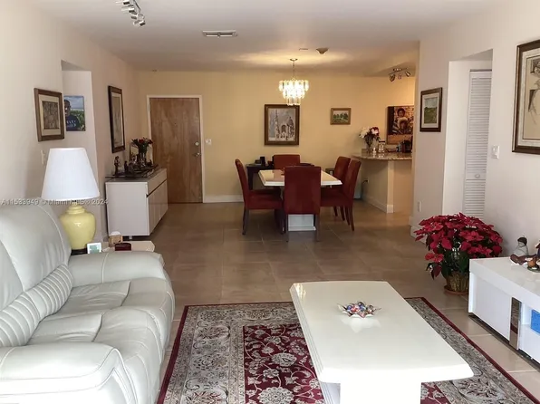 575 Crandon Blvd APT 404, Key Biscayne, FL 33149