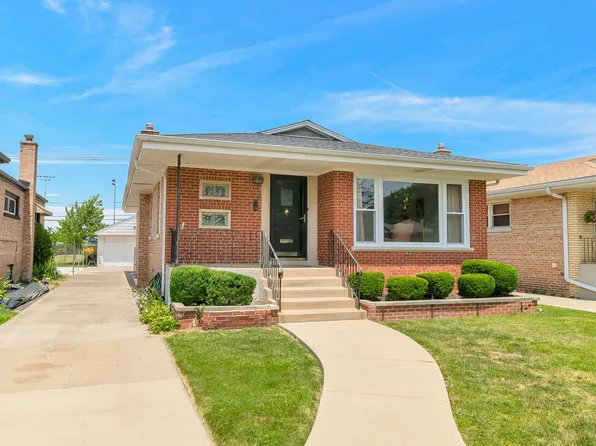 3052 W 100th St, Evergreen Park, IL 60805