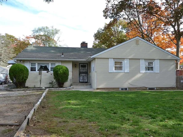 371 American Boulevard, Brentwood, NY 11717