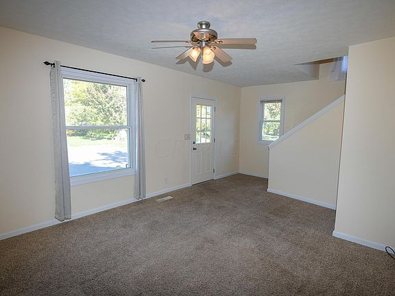 5th image of 442 Milford Ave
