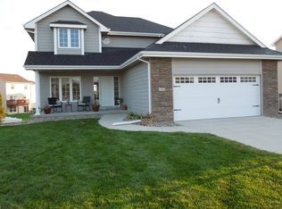 213 19th St SW, Altoona, IA 50009