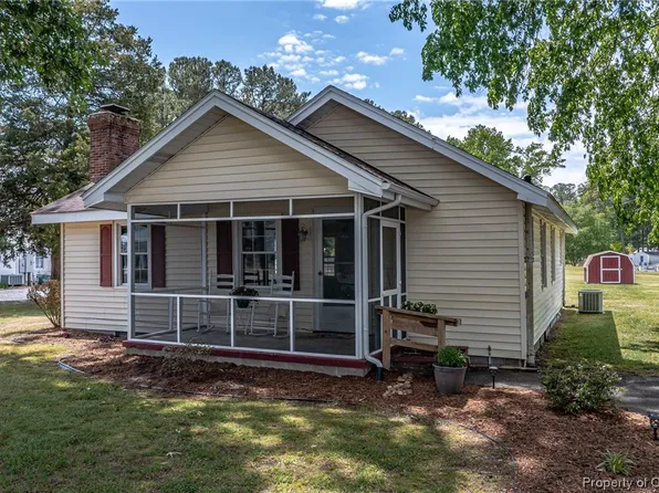 4482 Irvington Rd, Irvington, VA 22480