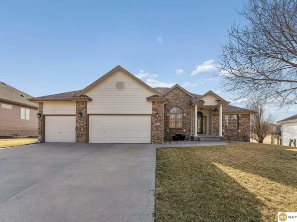 9804 S 176th Ave, Omaha, NE 68136