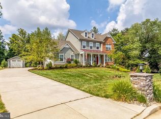 1 Stonehurst Rd, Phoenix, MD 21131