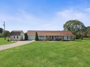 6745 Whitmire Rd, Cumming, GA 30028