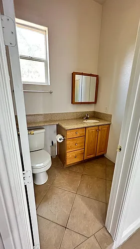 1806 W Oakey Blvd #4 Photo 1