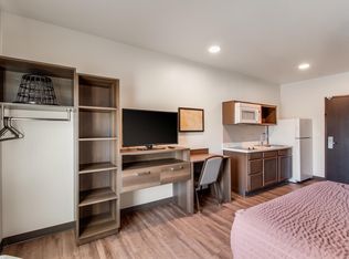 8740 Spectrum Park Way, Bakersfield, CA 93308