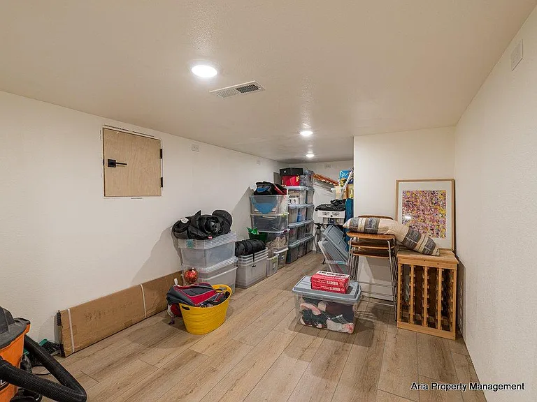 17627 Kelok Rd — Photo 29