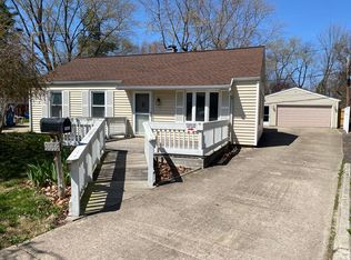 3065 Louise Ln, Springfield, IL 62702
