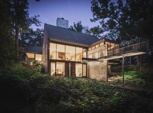 1150 Upper Ridgeway, Elm Grove, WI 53122