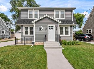 574 Grove St, Neenah, WI 54956