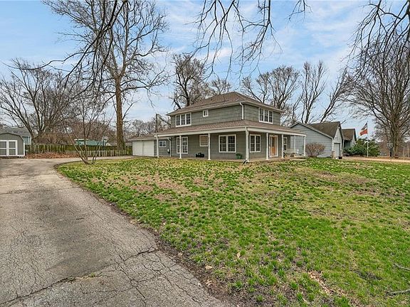 5th image of 4713 Hedges Ave