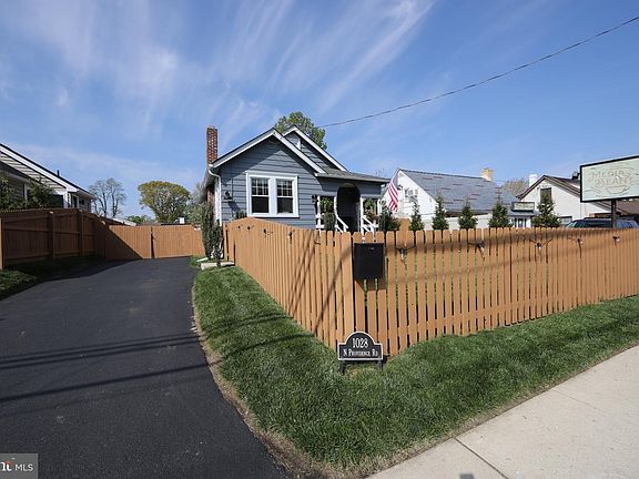 5th image of 1028 N Providence Rd