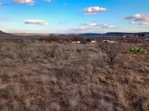 17 Manzano Ct, Fort Davis, TX 79734